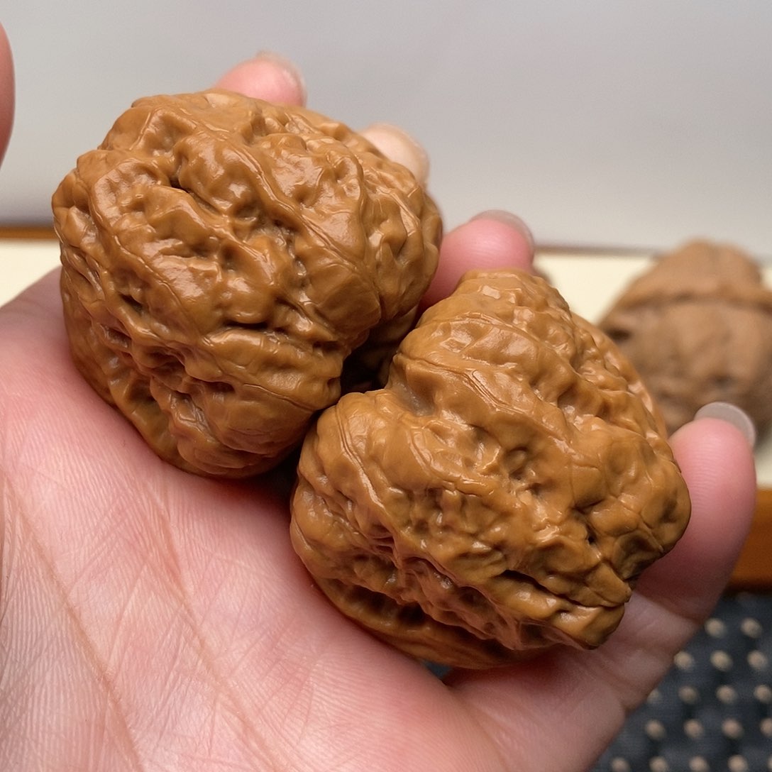 文玩核桃把件边39左右