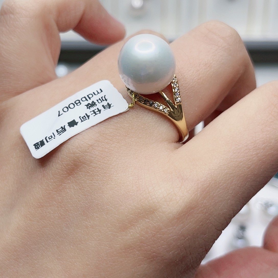 淡水珍珠颈饰未镶嵌