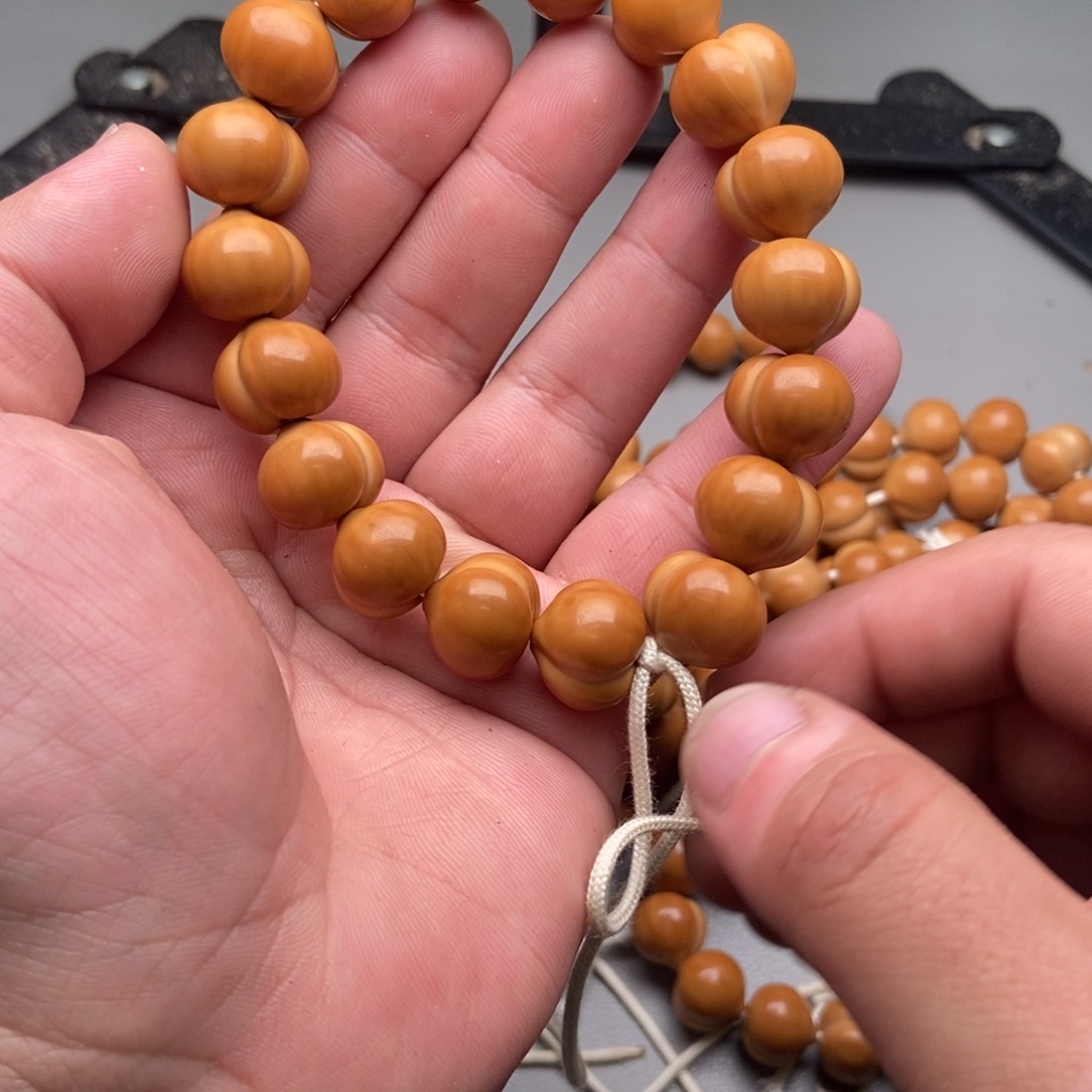 吊坠猴头核桃屁桃