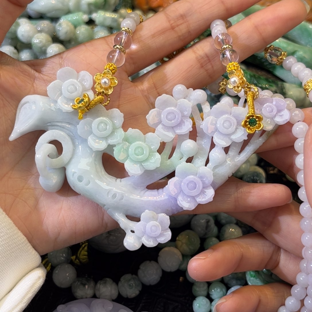 翡翠颈饰未镶嵌待编款