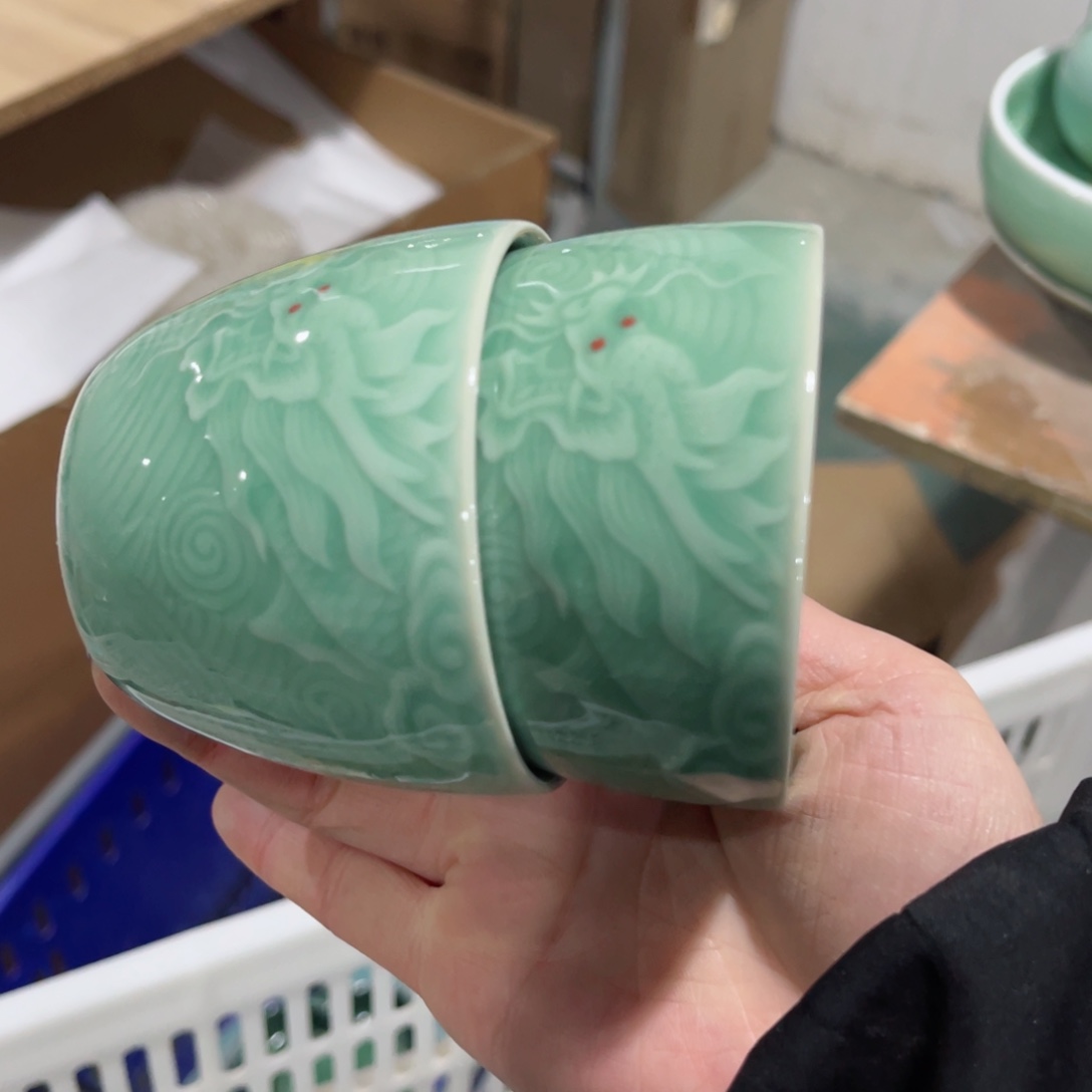 瓷片哈哈哈哈哈哈哈哈呵呵呵