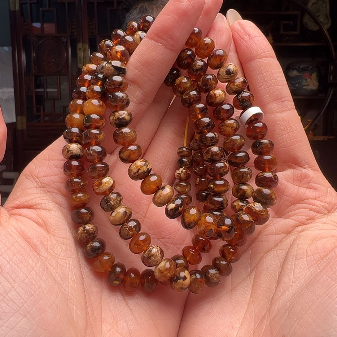 琥珀裸石未镶嵌抚顺琥珀20449。8mm