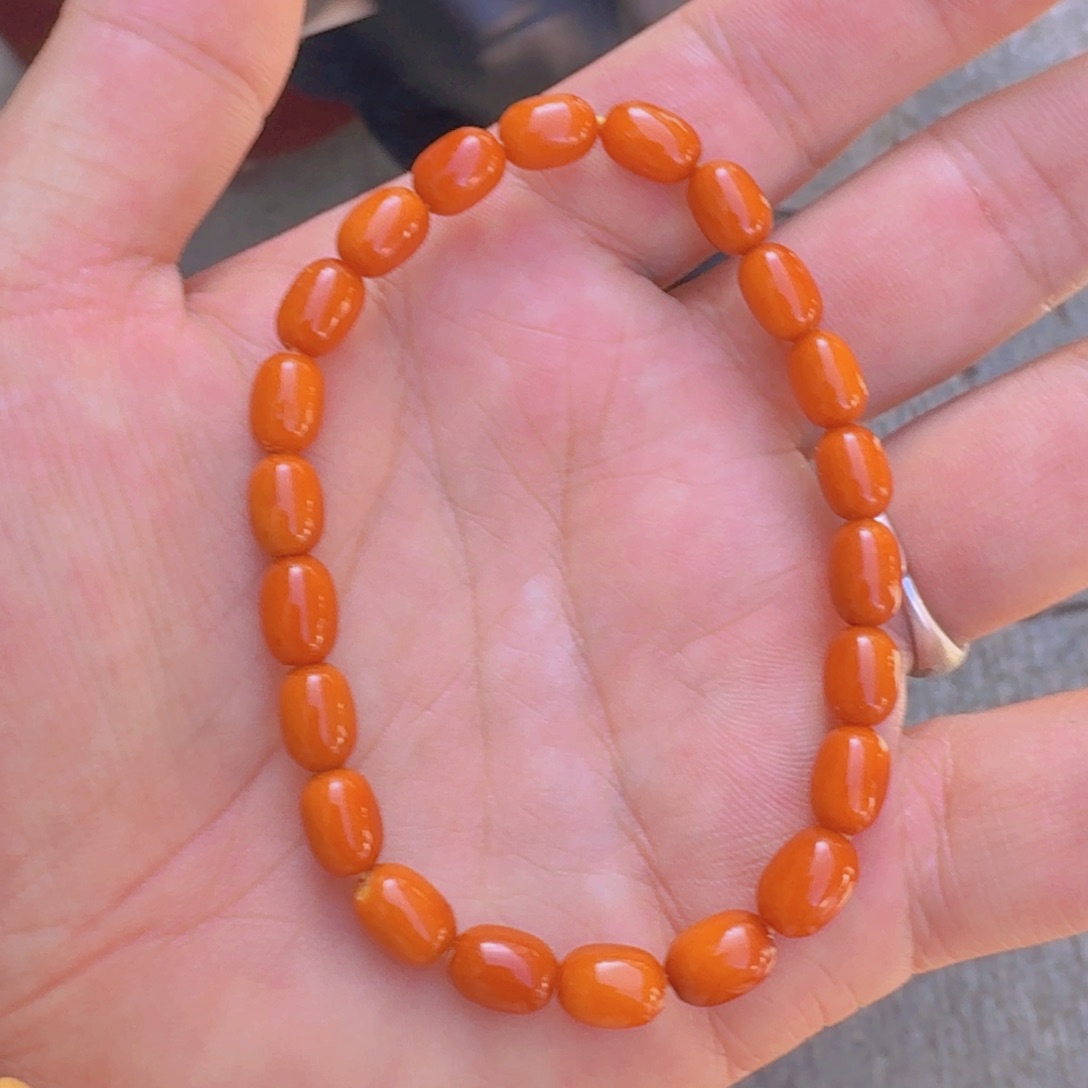 蜜蜡手链未镶嵌好看的喜欢带回家