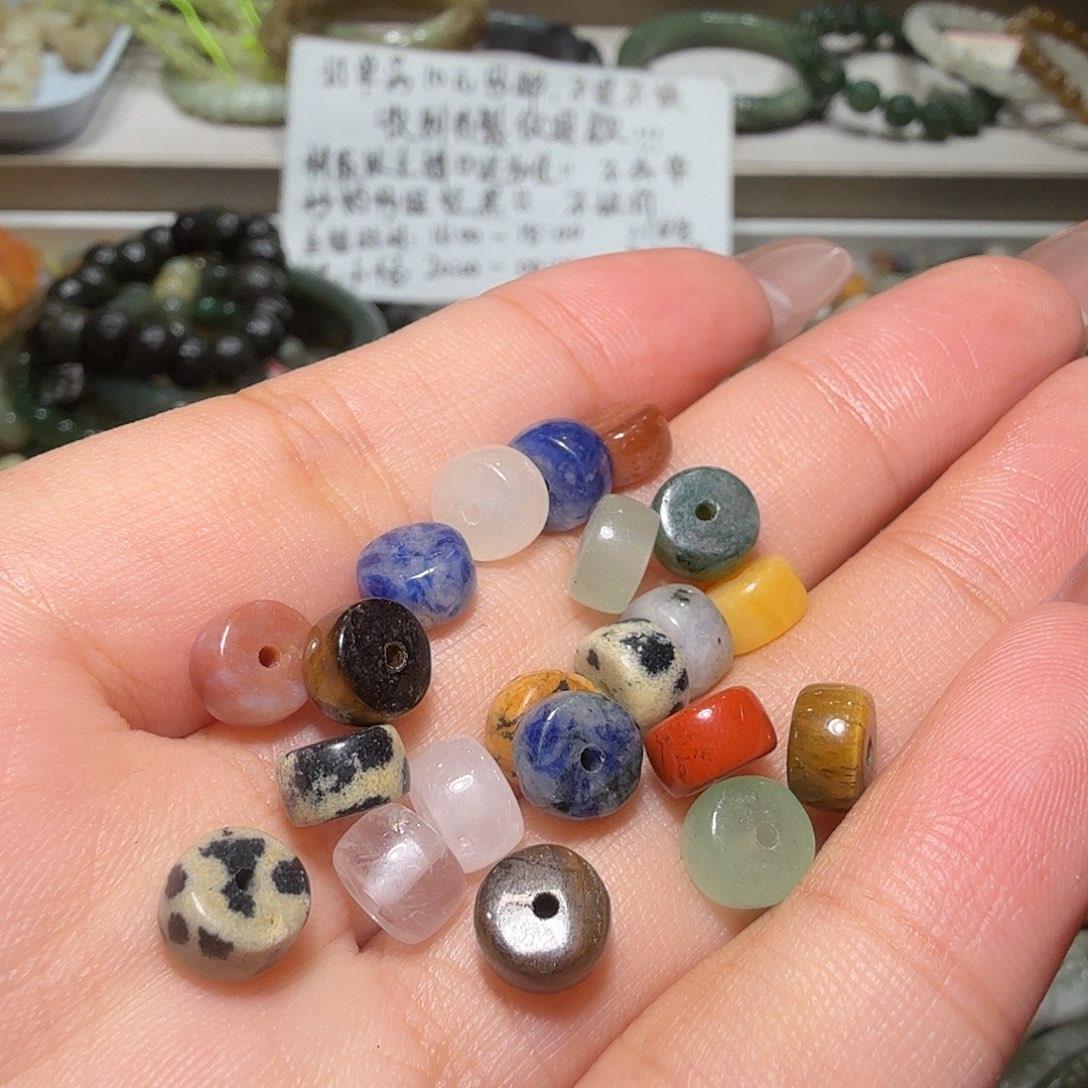 和田玉未镶嵌珠宝奇石