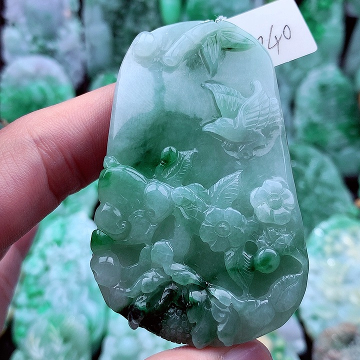 翡翠吊坠(不含链)未镶嵌