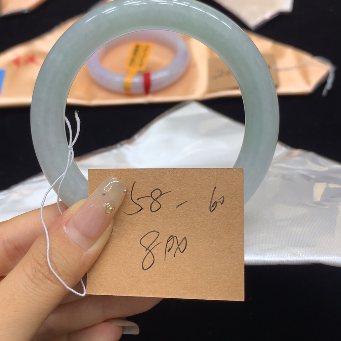 翡翠未镶嵌手镯翡翠