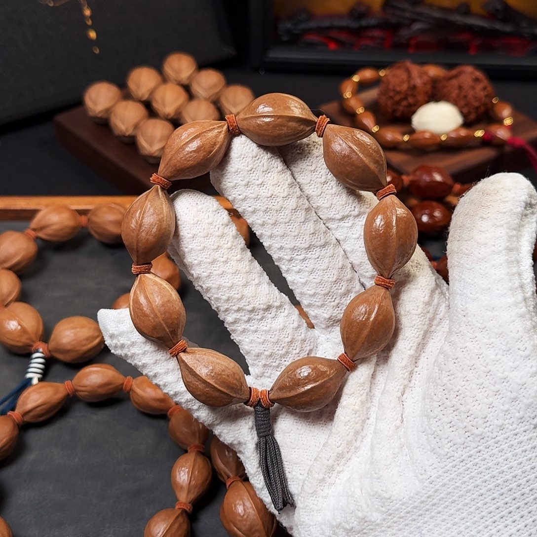 1.7长尺寸原生态梅林铁核手串放漏