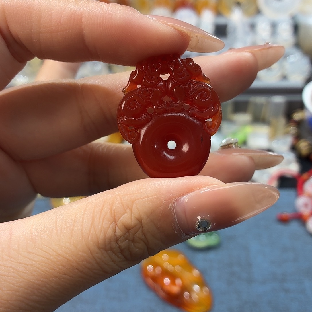 玛瑙/玉髓未镶嵌颈饰