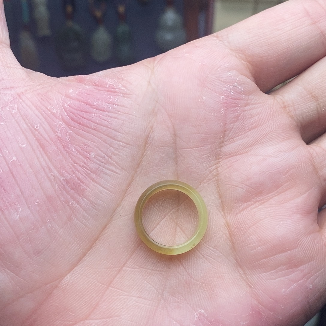 和田玉未镶嵌颈饰圈口15.2