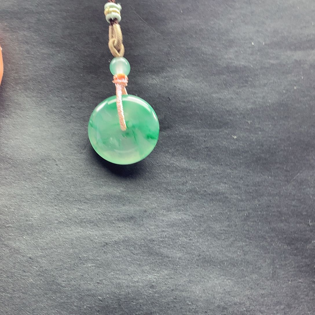 【闪购商品】石英质玉颈饰未镶嵌