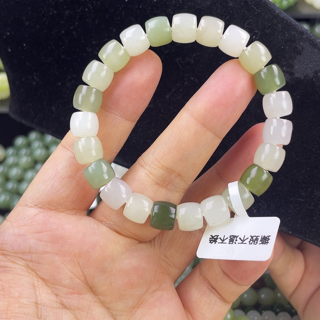 和田玉未镶嵌手链