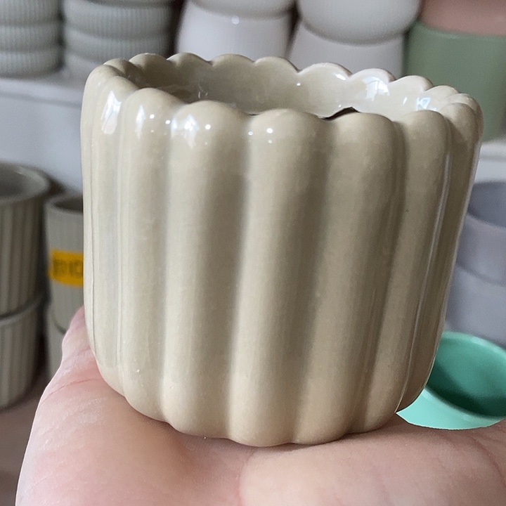 陶摆件陶瓷花盆有孔 瑕疵介意勿拍 
