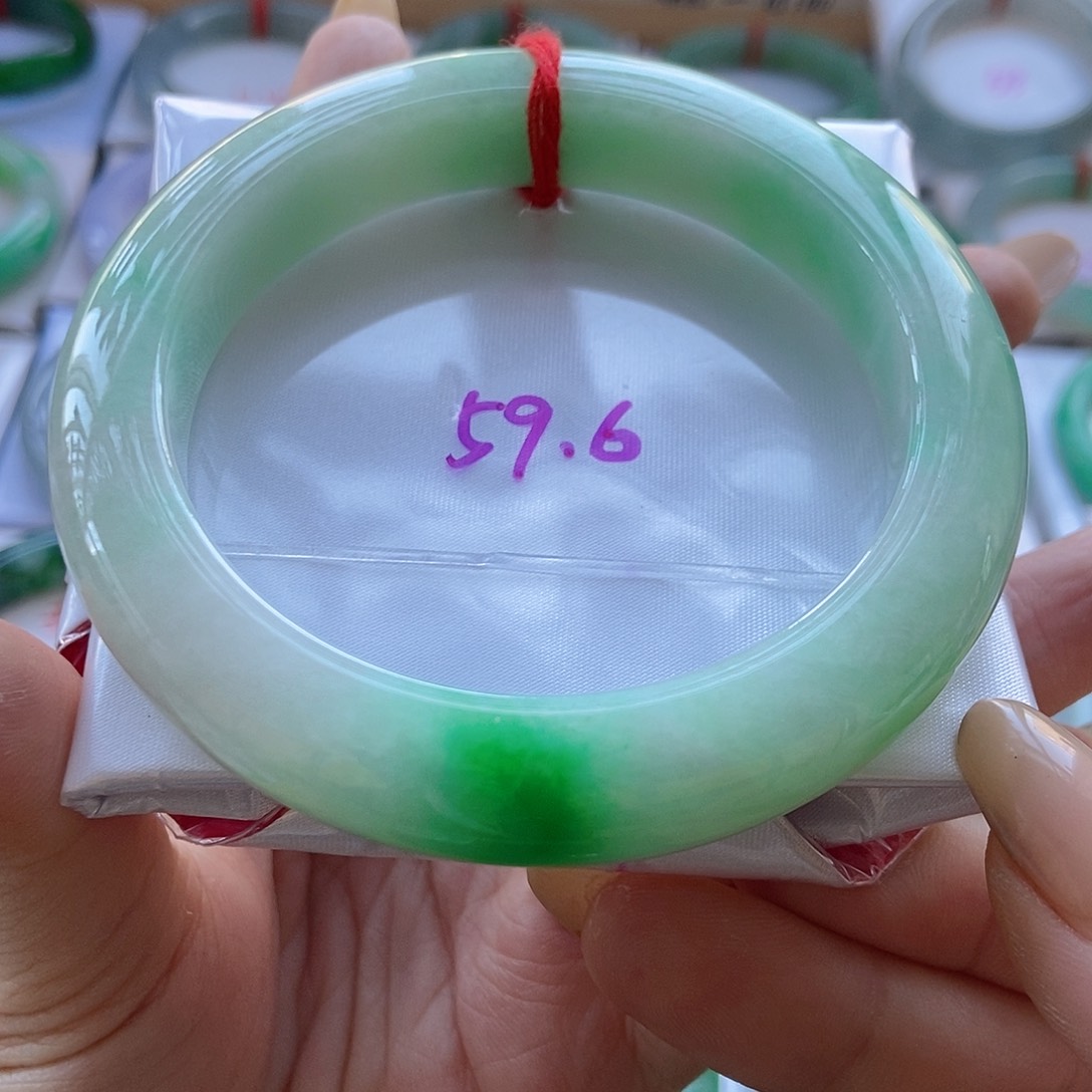 未镶嵌手镯翡翠4号