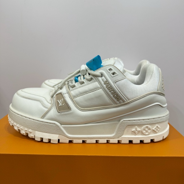 99新 LouisVuitton/路易威登 42.5码 trainer 纯白胖丁 时尚板鞋