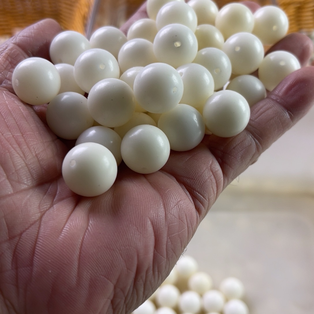 吊坠白玉菩提瑕疵15白玉圆珠40颗