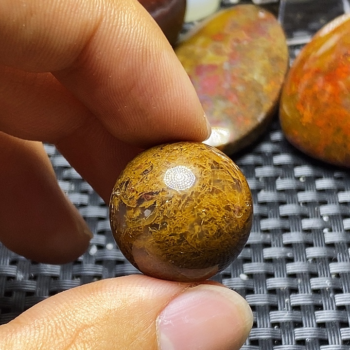 寒***9玛瑙/玉髓未镶嵌颈饰