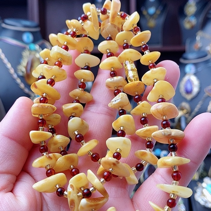 琥珀颈饰未镶嵌项链