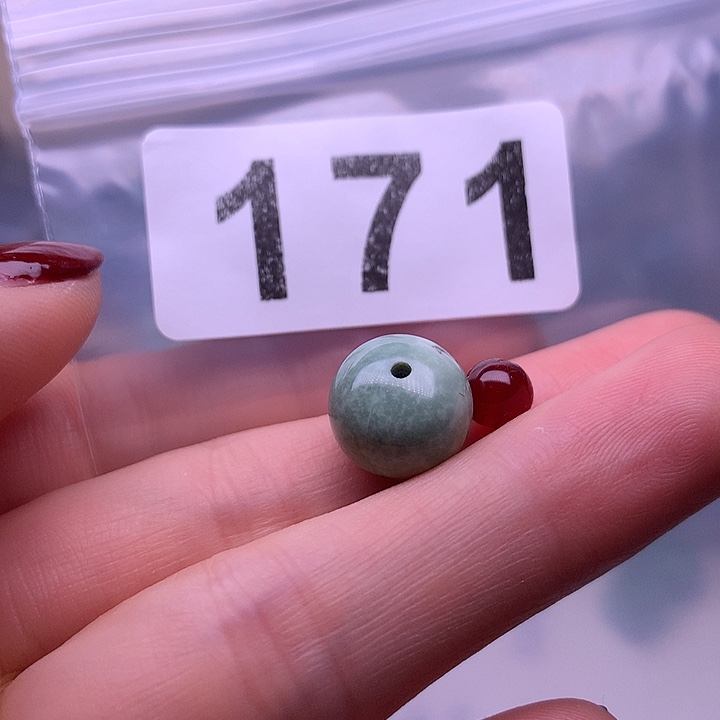 南红玛瑙未镶嵌珠宝奇石