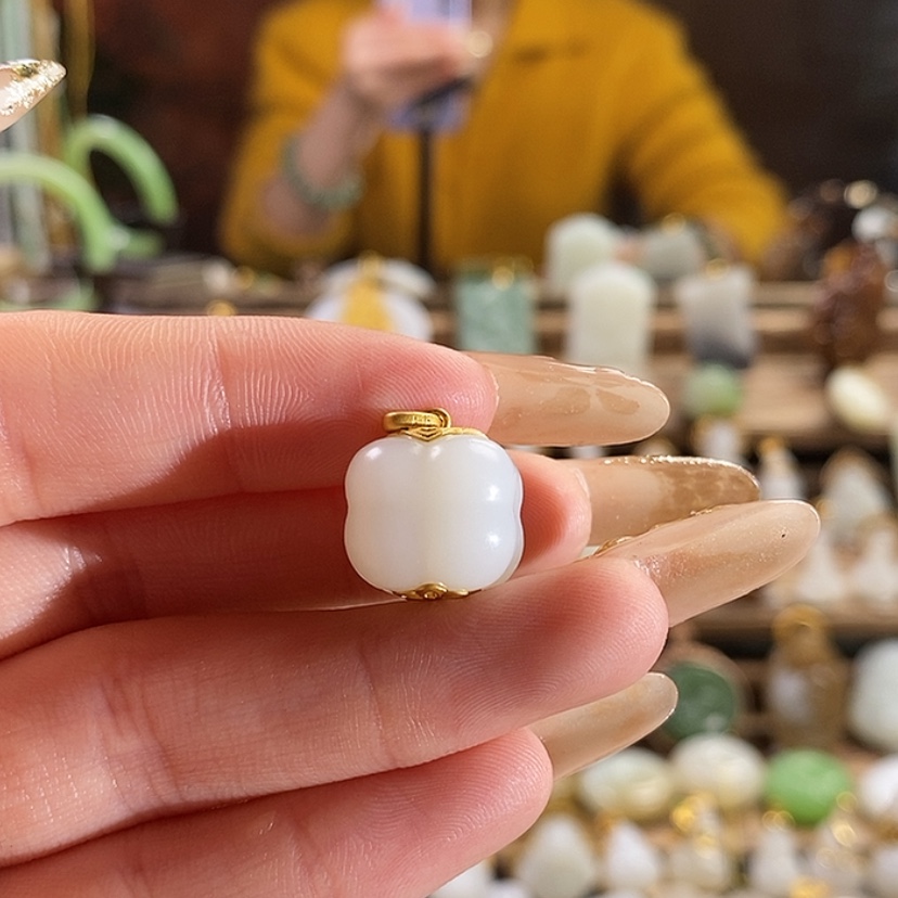 【闪购商品】和田玉吊坠18K金镶嵌