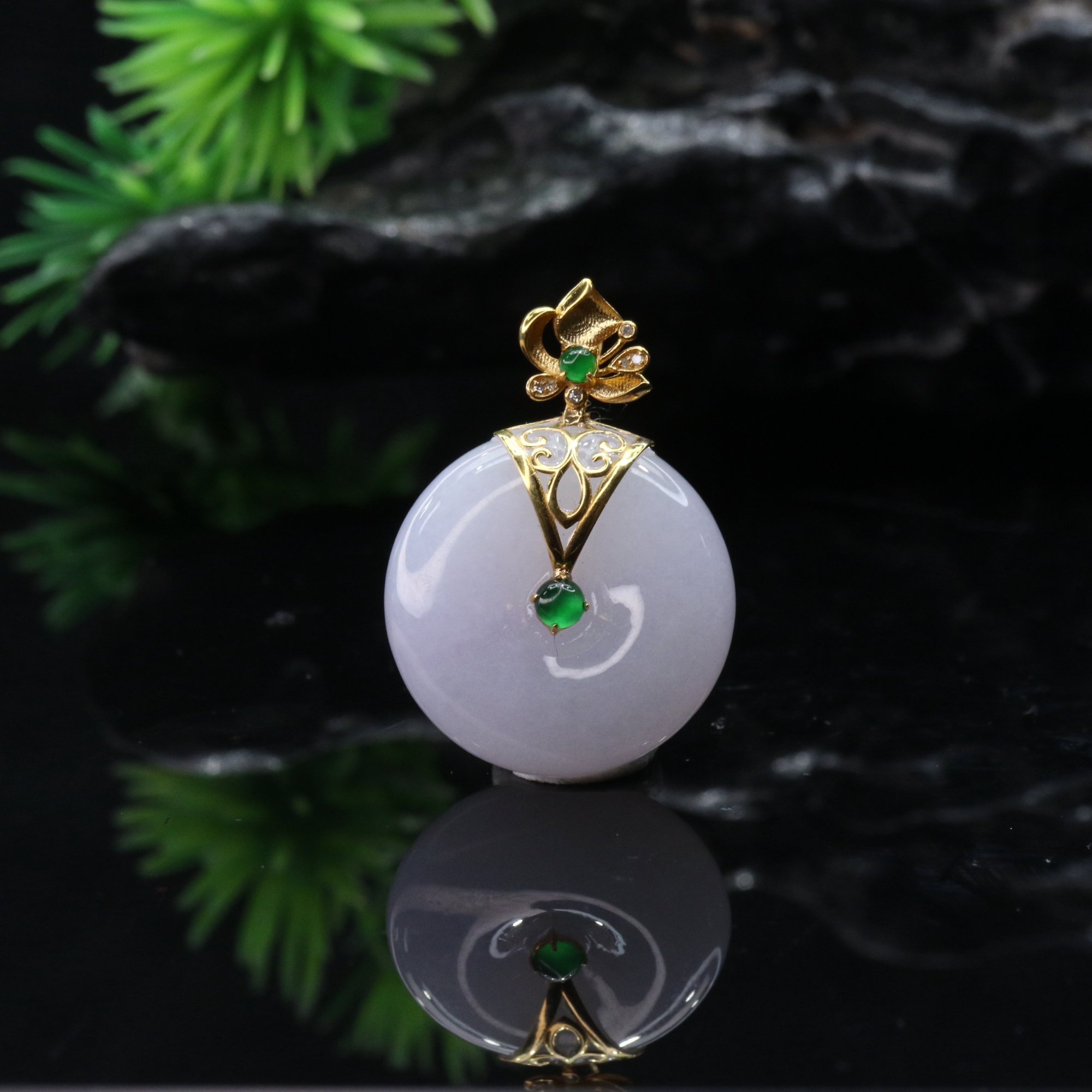 6天然缅甸翡翠A货18k平安扣吊坠/200311/上海嘉禾拍卖