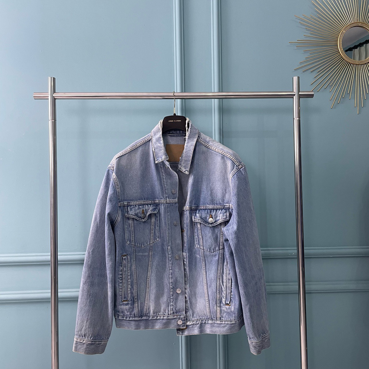 99新 Balenciaga/巴黎世家 破坏领口牛仔外套 yy00357 尺码38