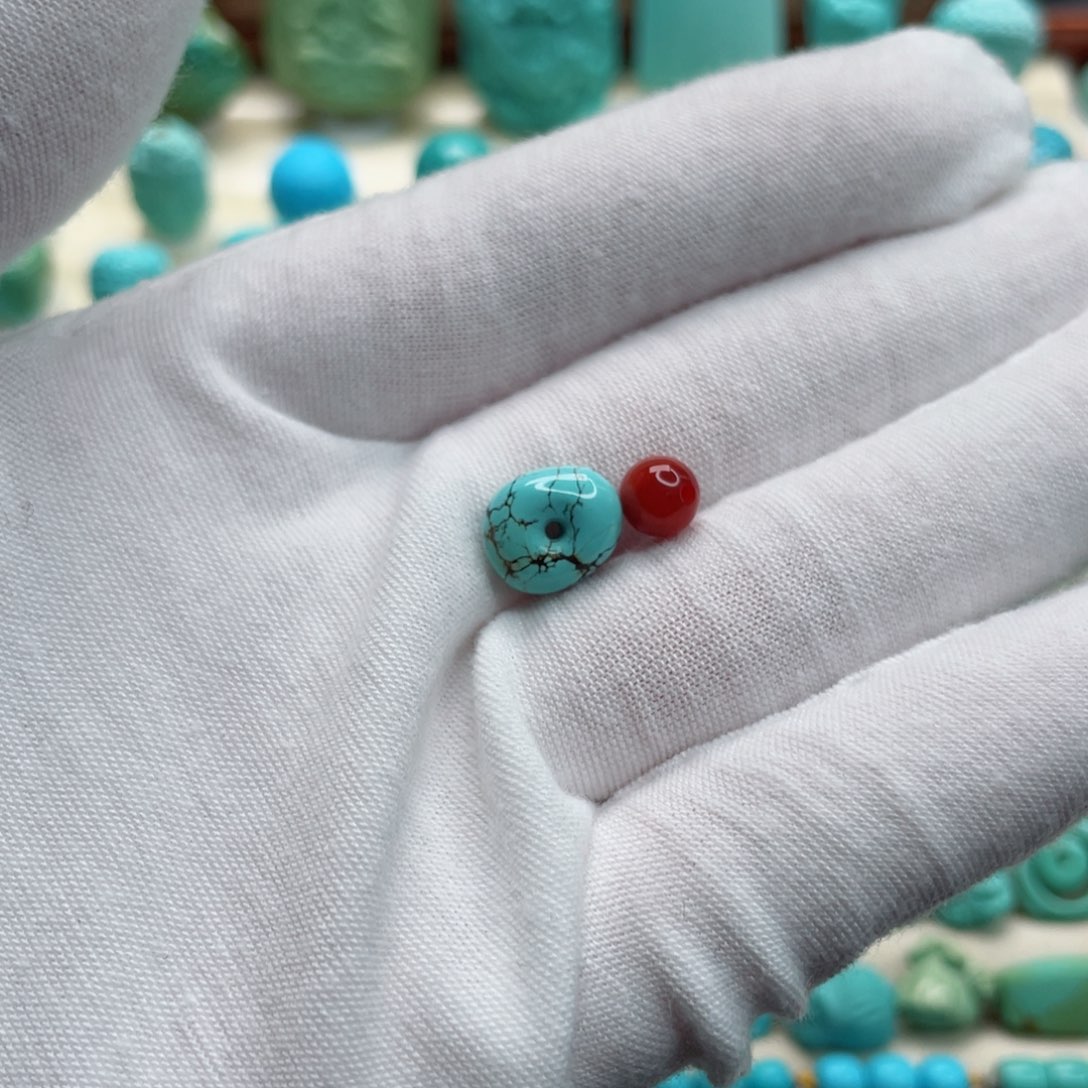 南红玛瑙未镶嵌珠宝奇石