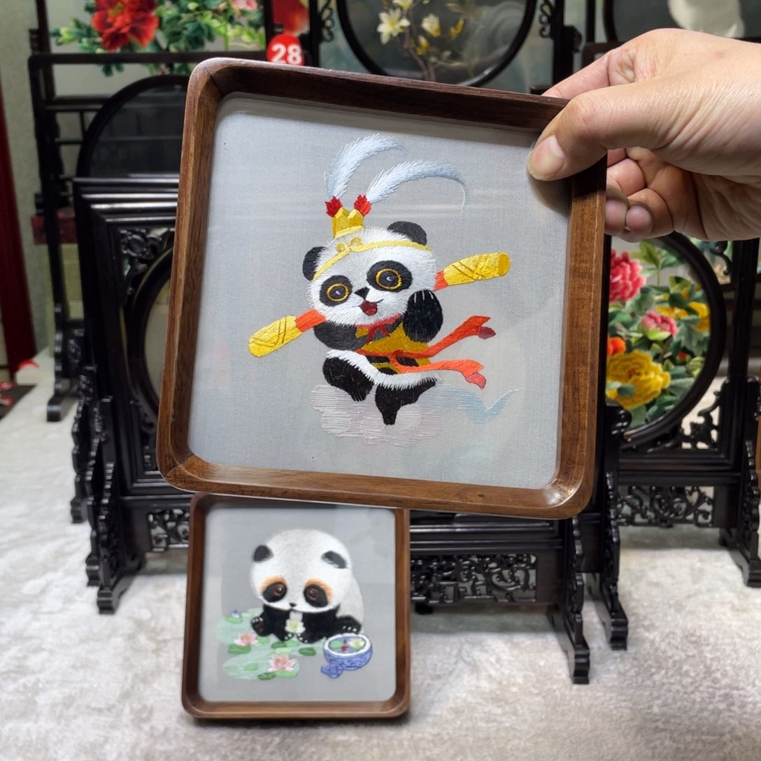 刺绣非遗传承摆件