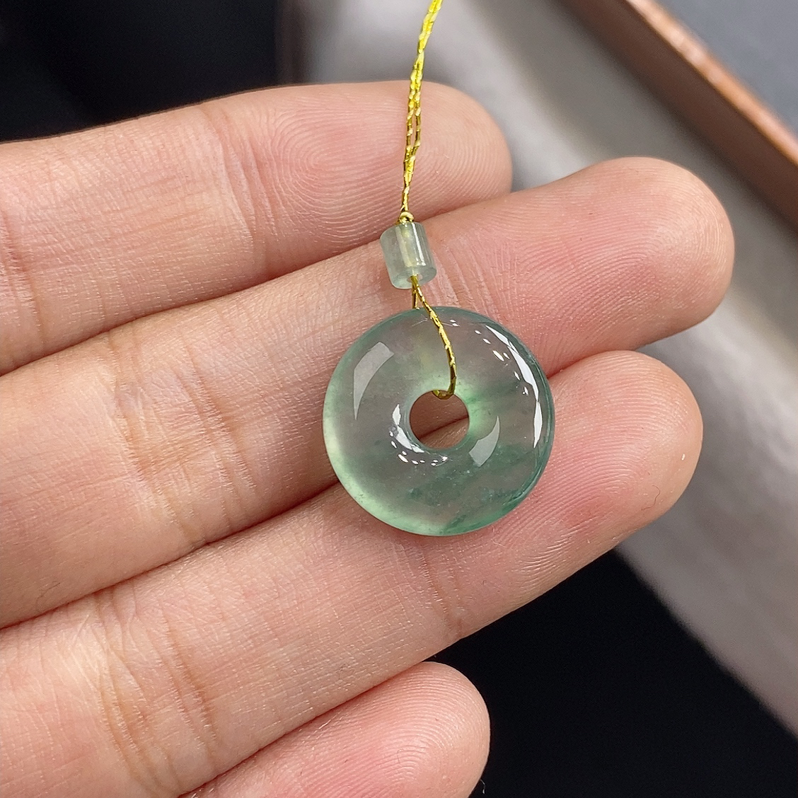 缅甸天然A货老坑高冰飘蓝花翡翠甜甜圈