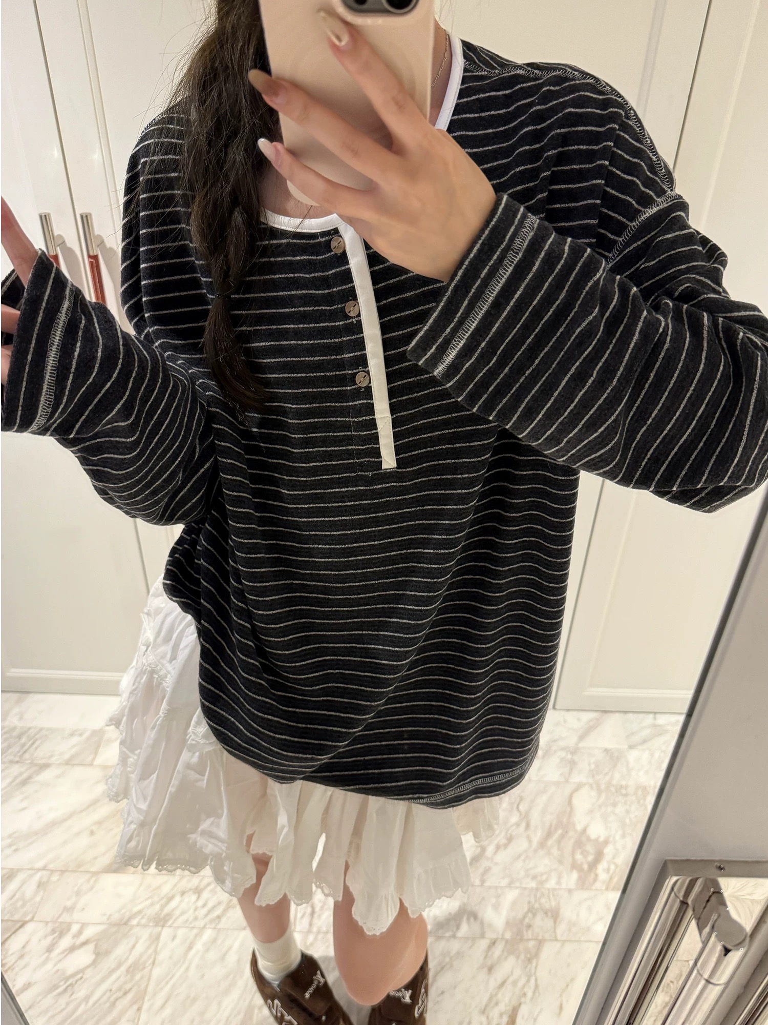 5190春季2026韩版简约宽松休闲条纹拼接撞色设计感百搭长袖上衣女
