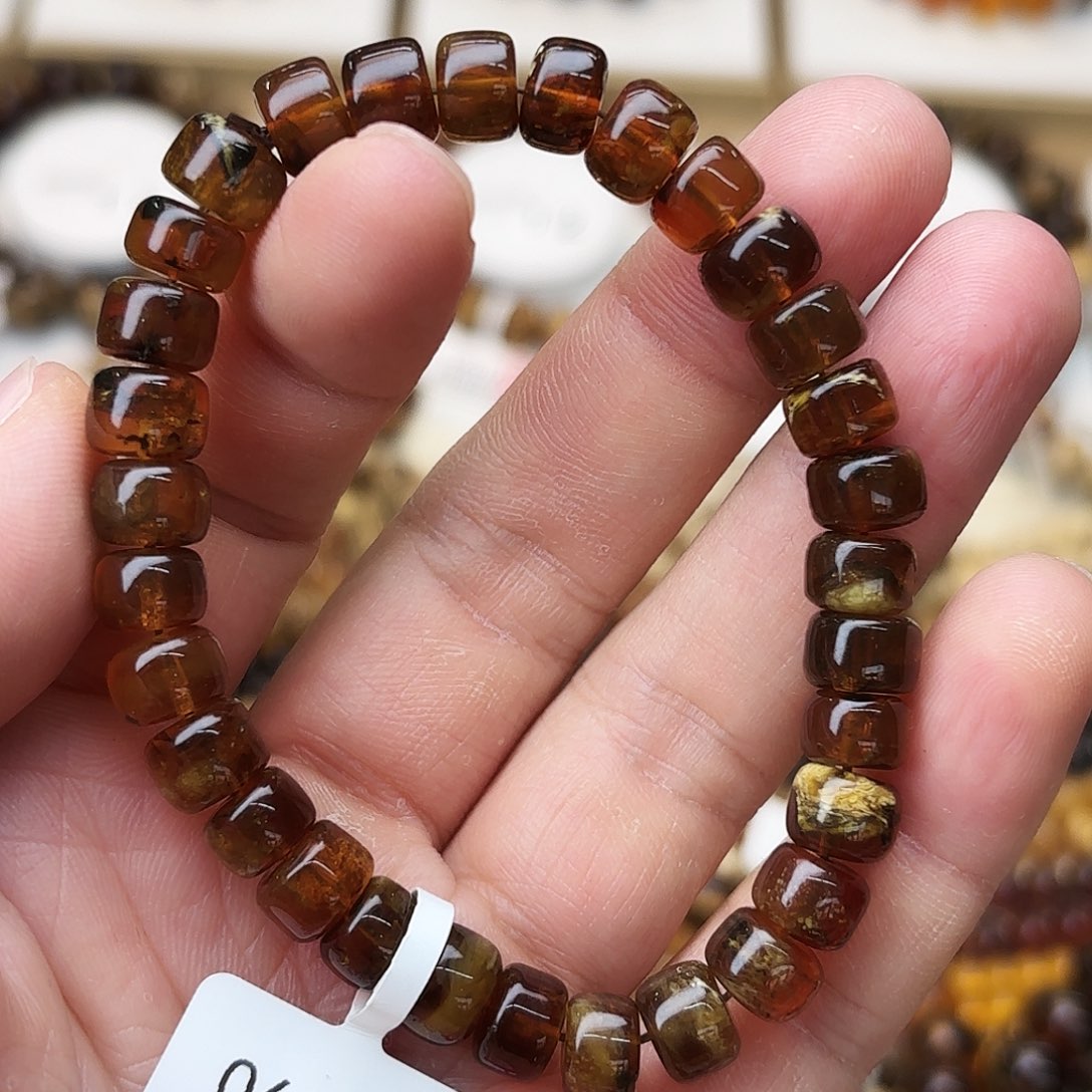 琥珀未镶嵌裸石八91690