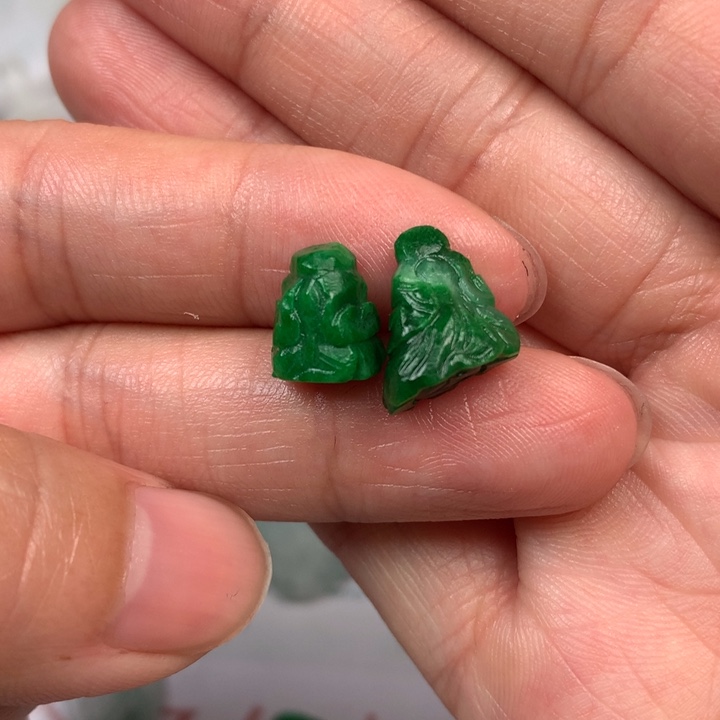 定制翡翠未镶嵌燕*翡翠