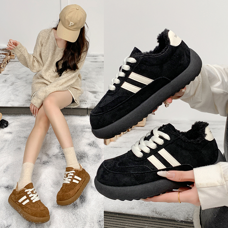 爆款加绒厚底板鞋女德训面包鞋2025新款秋冬季百搭小众运动休闲鞋
