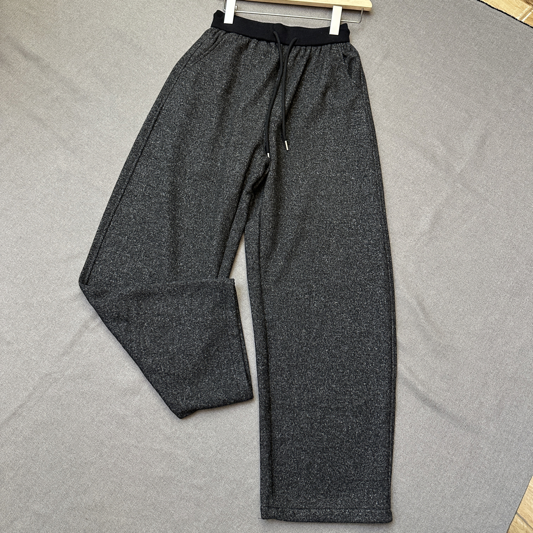 薇薇家 窄版弯刀羊绒裤