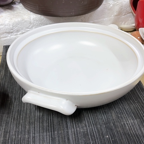 微瑕，明火，口径27厘米，高度7把子有裂，