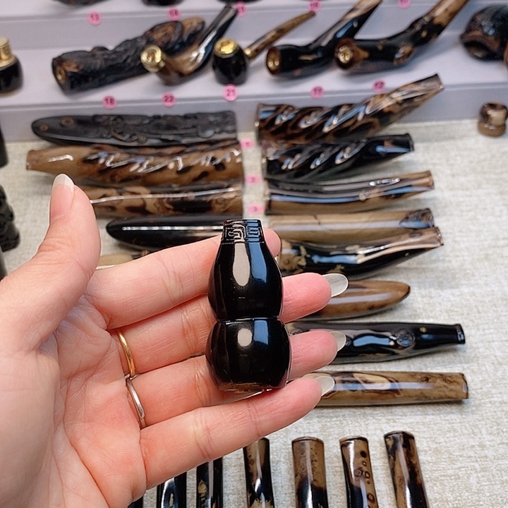 贝壳杉蔡*亮柳木烟嘴葫芦