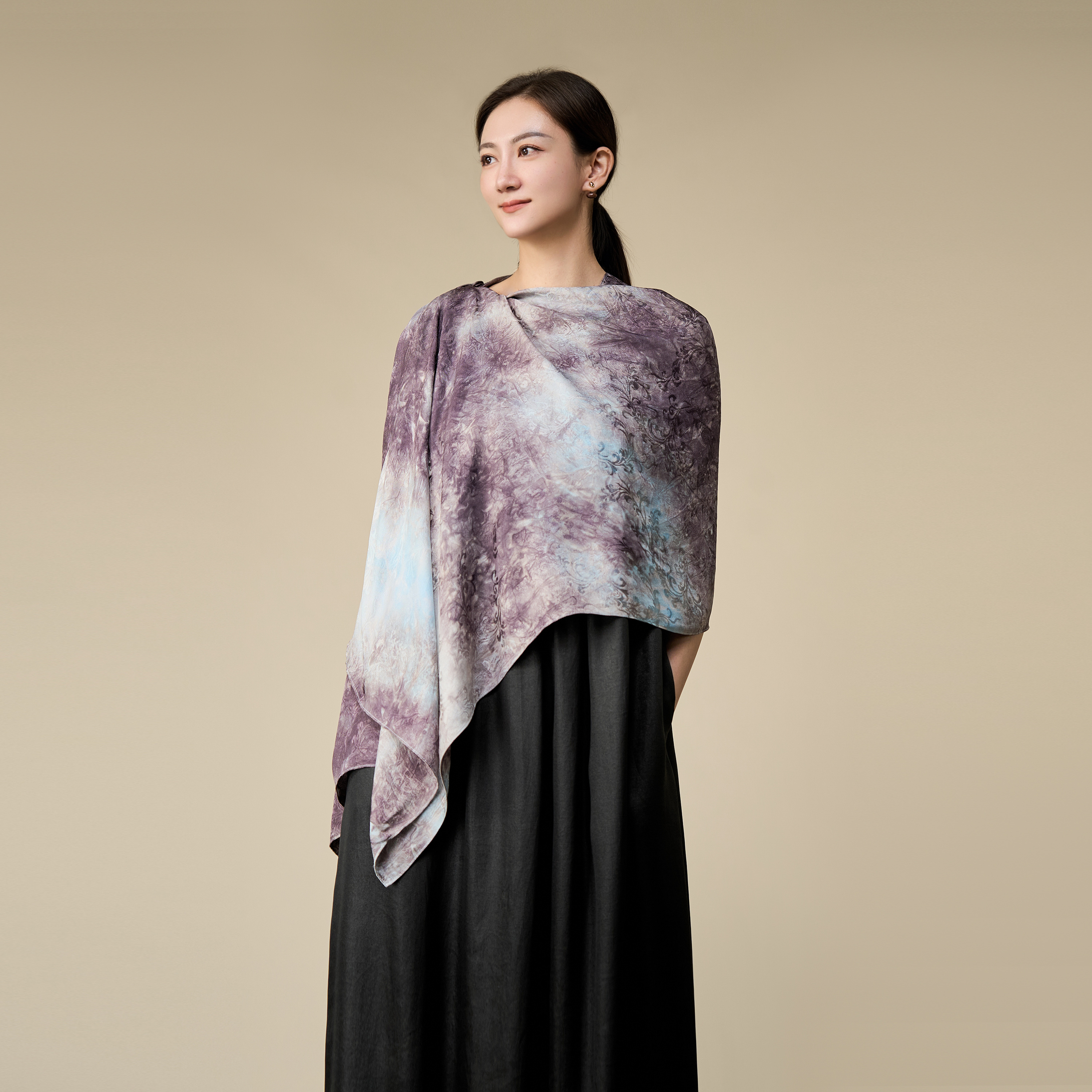 【栖香锦】“罗袖画帘肠断，卓香车”设计师款 新中式 百搭 披肩