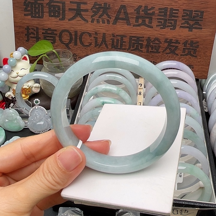 翡翠未镶嵌手镯59.8正圈