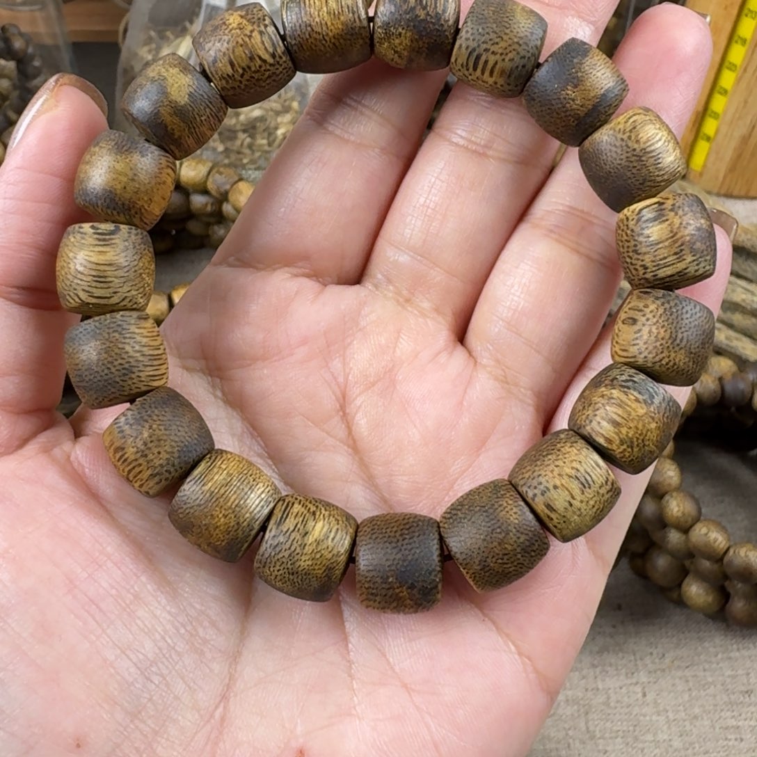 竹***风沉香沉香碎屑奇楠汝湖高油脂单圈15g加