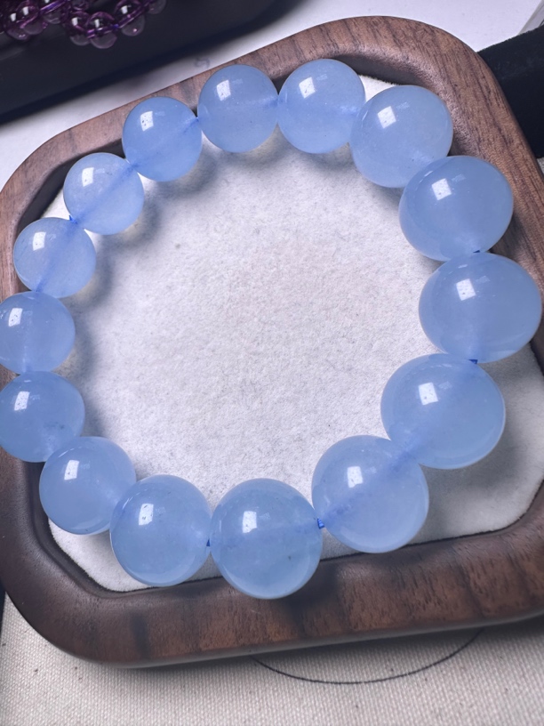 A  142  卡14海蓝手串