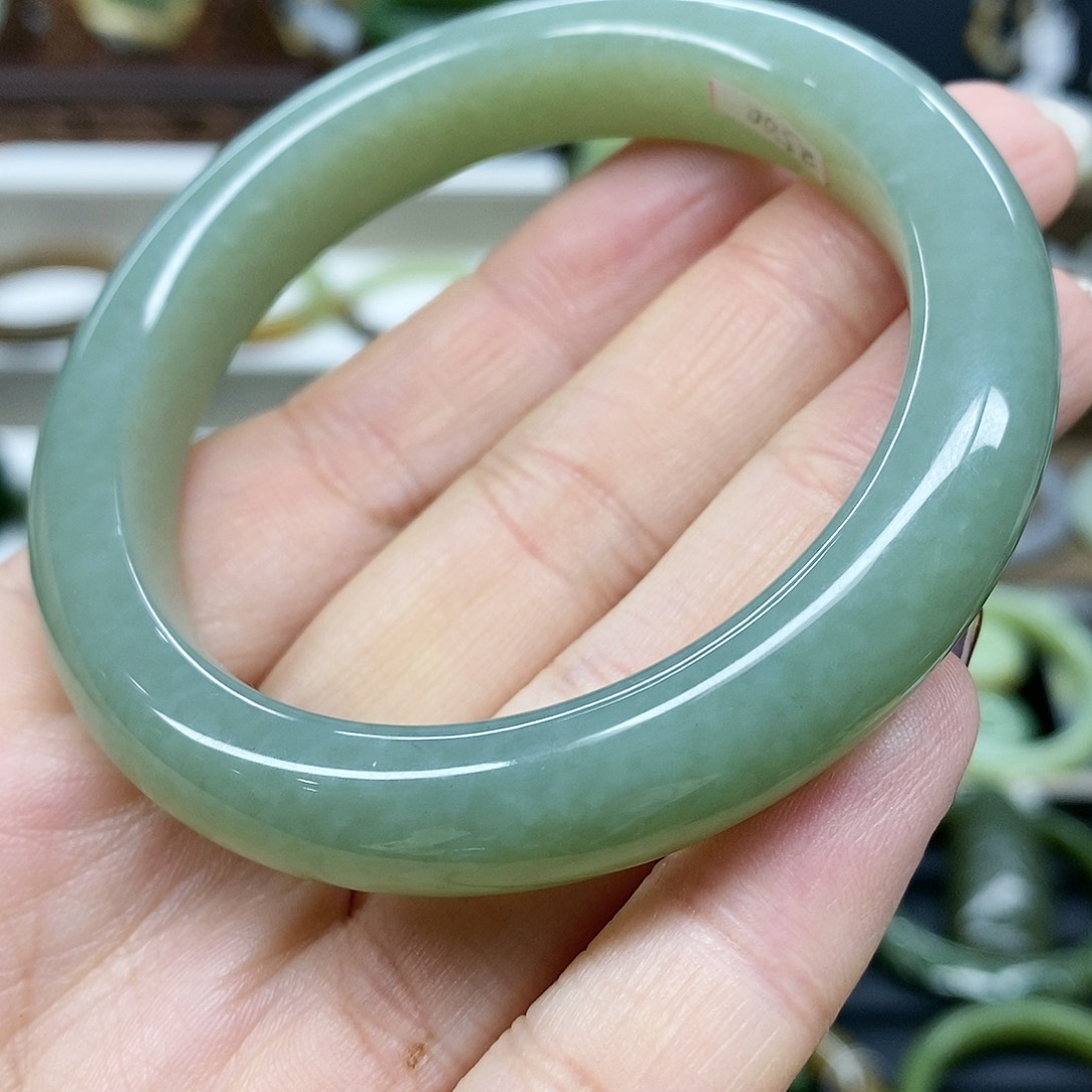 【闪购商品】和田玉手镯未镶嵌