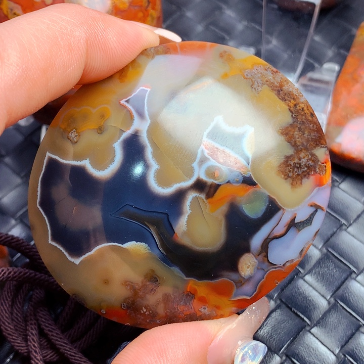 玛瑙/玉髓颈饰未镶嵌