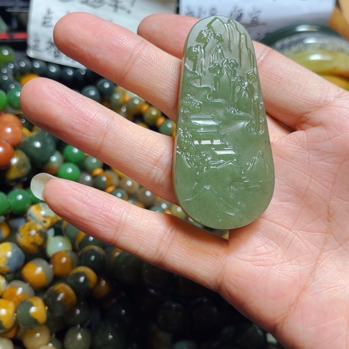 岫岩河磨玉（透闪石质玉）手链未镶嵌