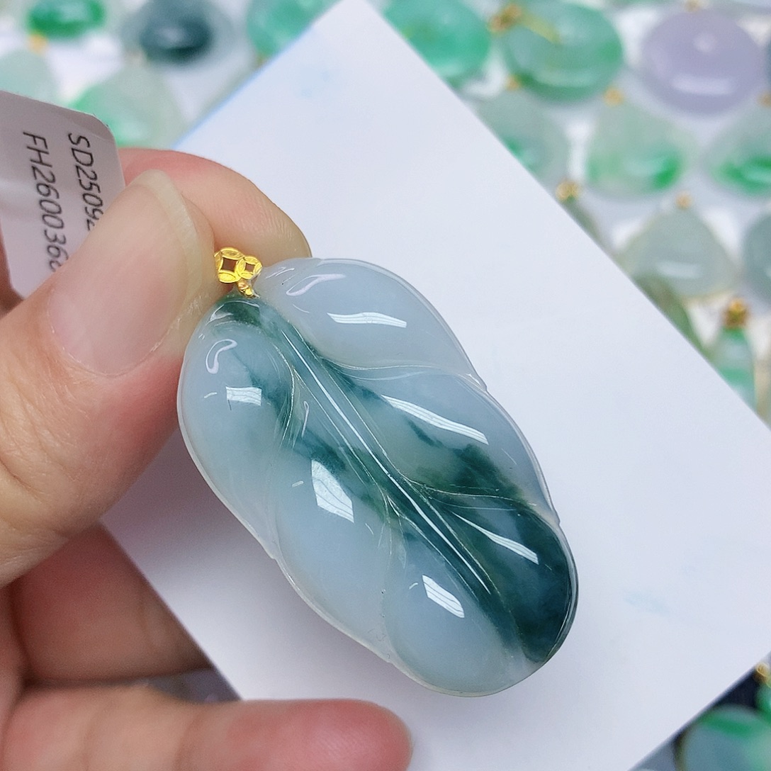 翡翠18K金镶嵌颈饰3456789