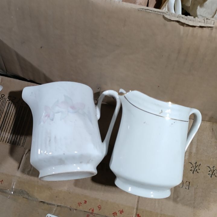 摆件陶瓷盘子碗啥都有