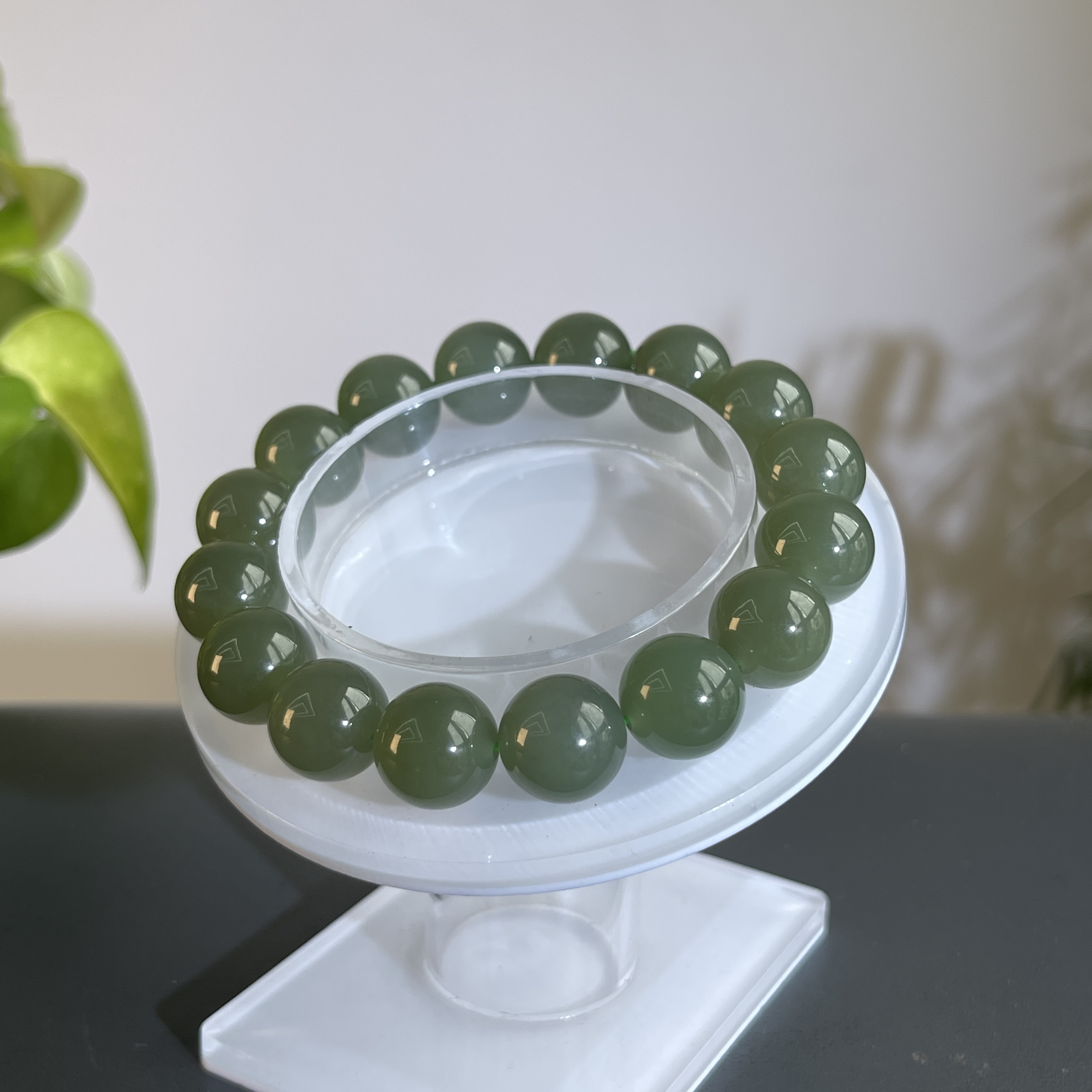 JGB25-49   和田玉-手串