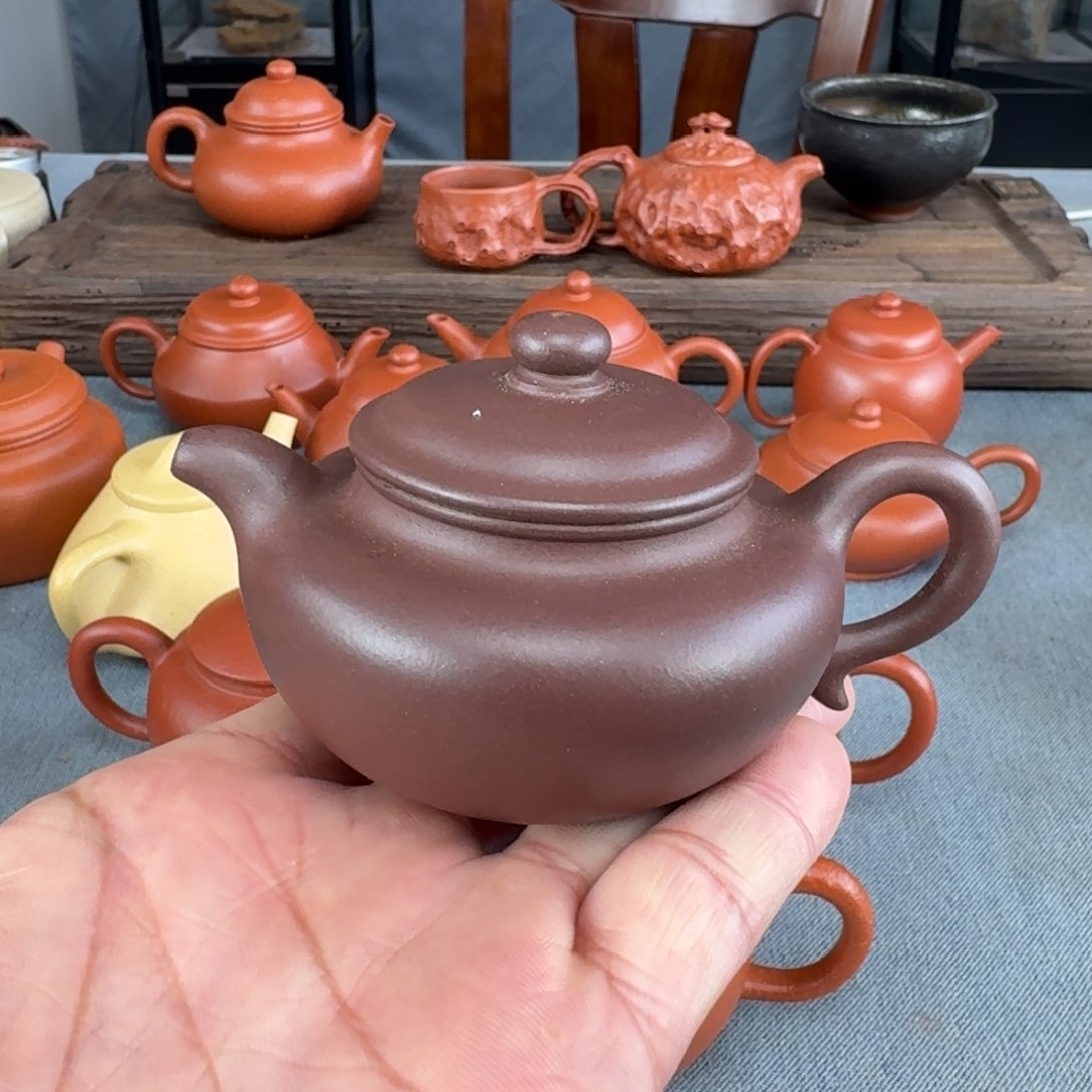 紫砂茶壶底槽青仿古半手