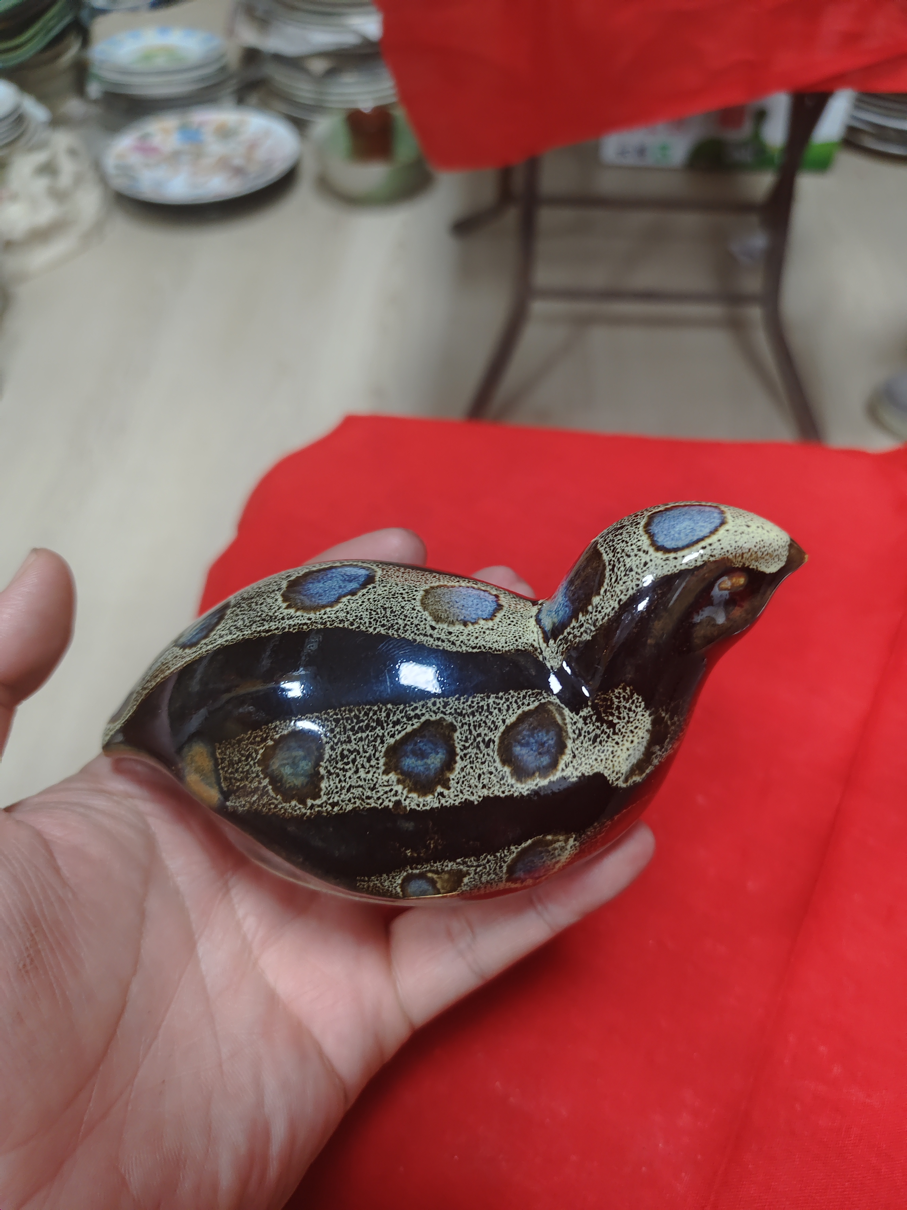 瓷片大鹌鹑摆件一个