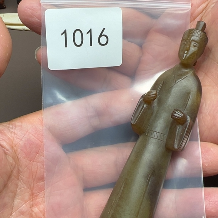 和田玉（糖玉）未镶嵌珠宝半成品