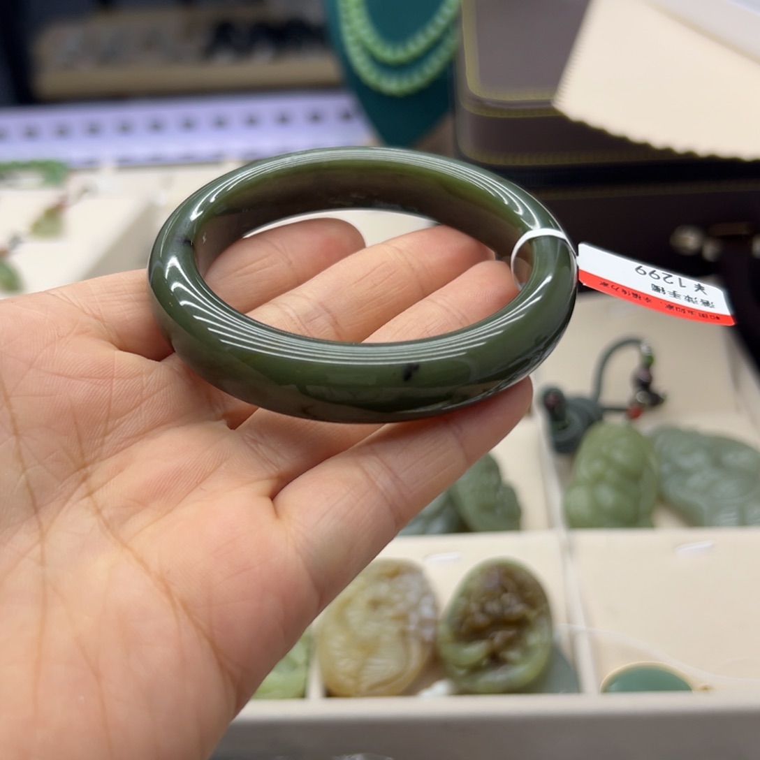 和田玉未镶嵌手镯57,6圈围A354