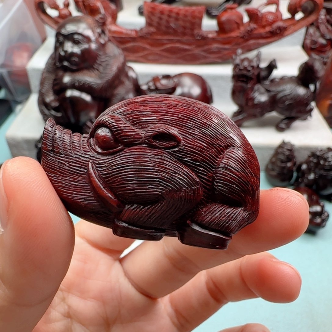 小叶紫檀把件5*野猪